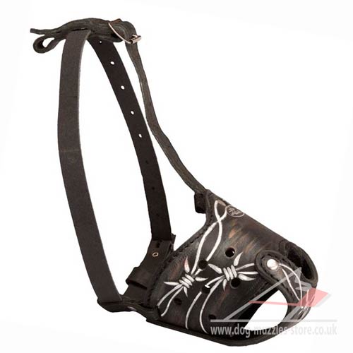 Leather Dog Muzzle with Hand-Painting \"Wire\"
