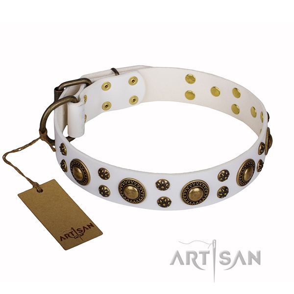 New Decorated Dog Collar FDT Artisan 'White Gentle Feather' New Decorated Dog Collar FDT Artisan 'White Gentle Feather'