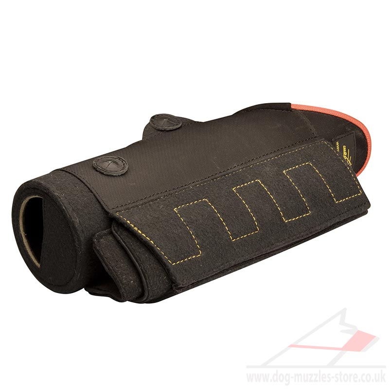 Dog clearance bite sleeve